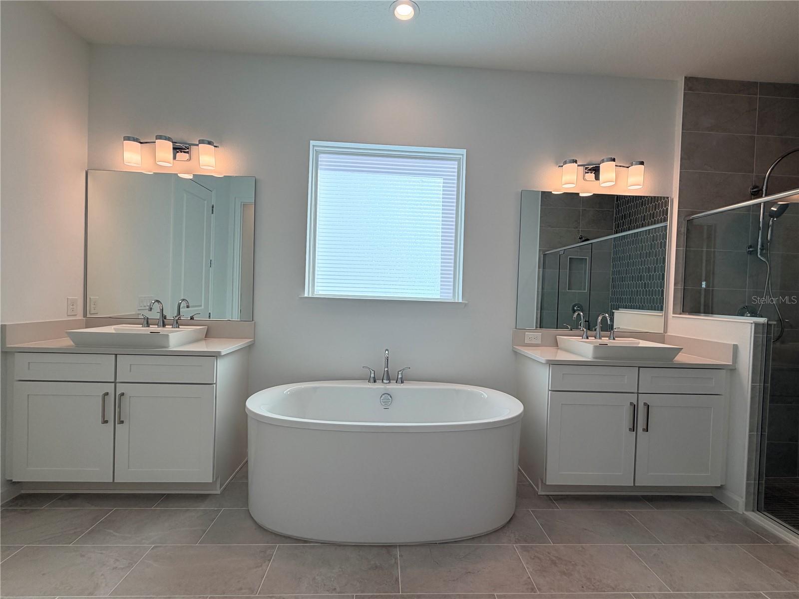 Image 23 of 25 For 14213 Spring Garden Drive