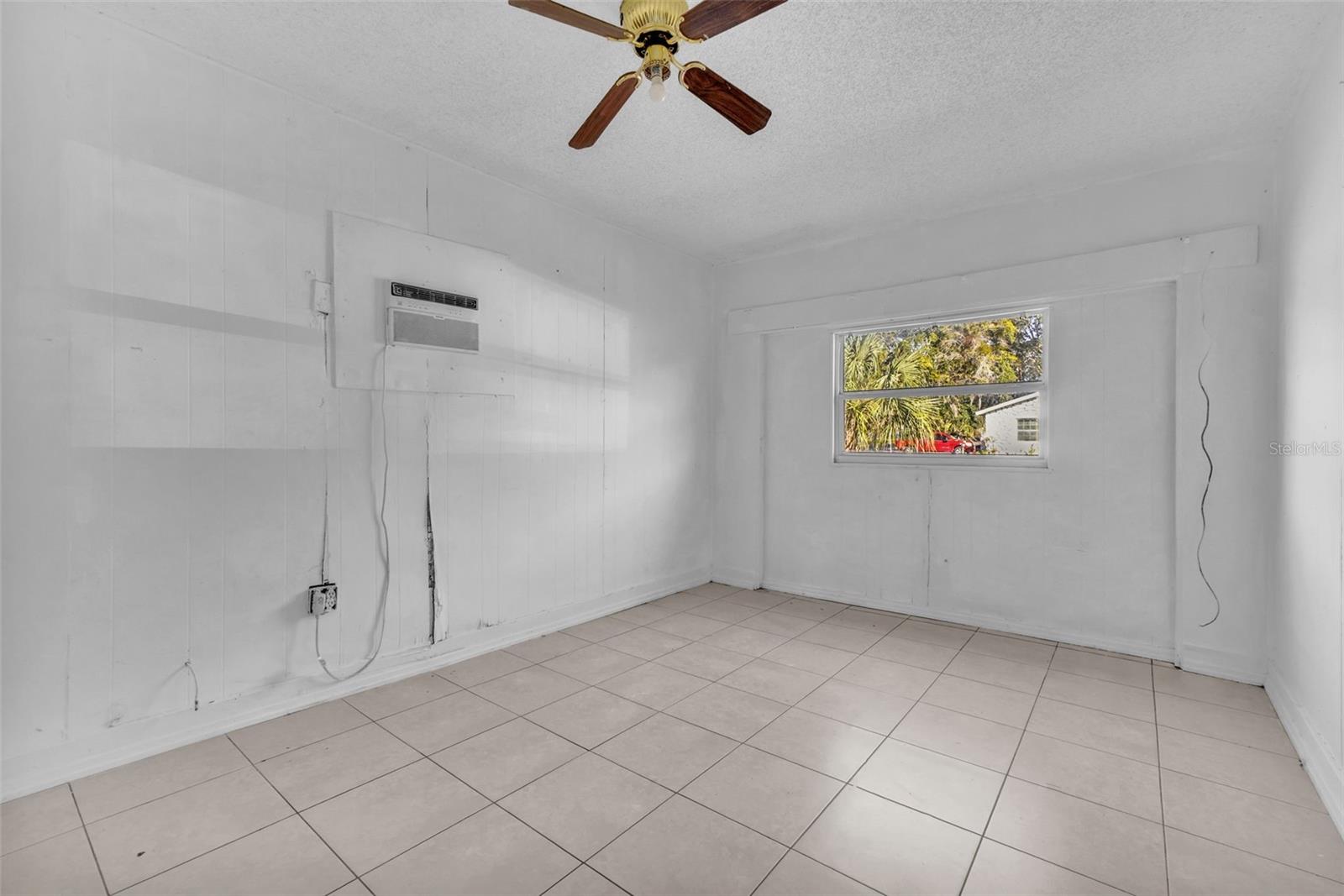 Image 21 of 33 For 4492 Calendula Drive