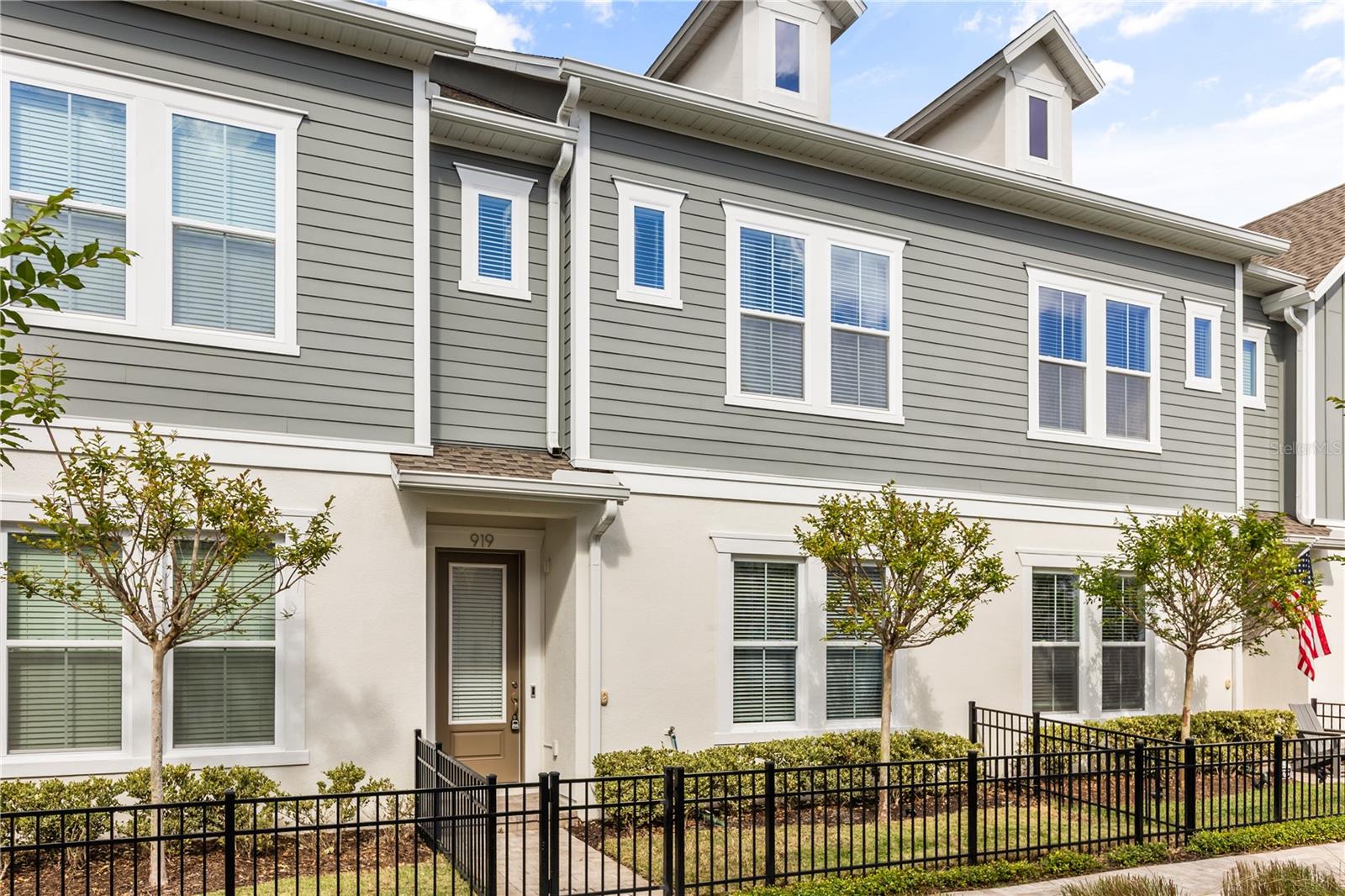 Image 2 of 34 For 919 Wild Date Lane