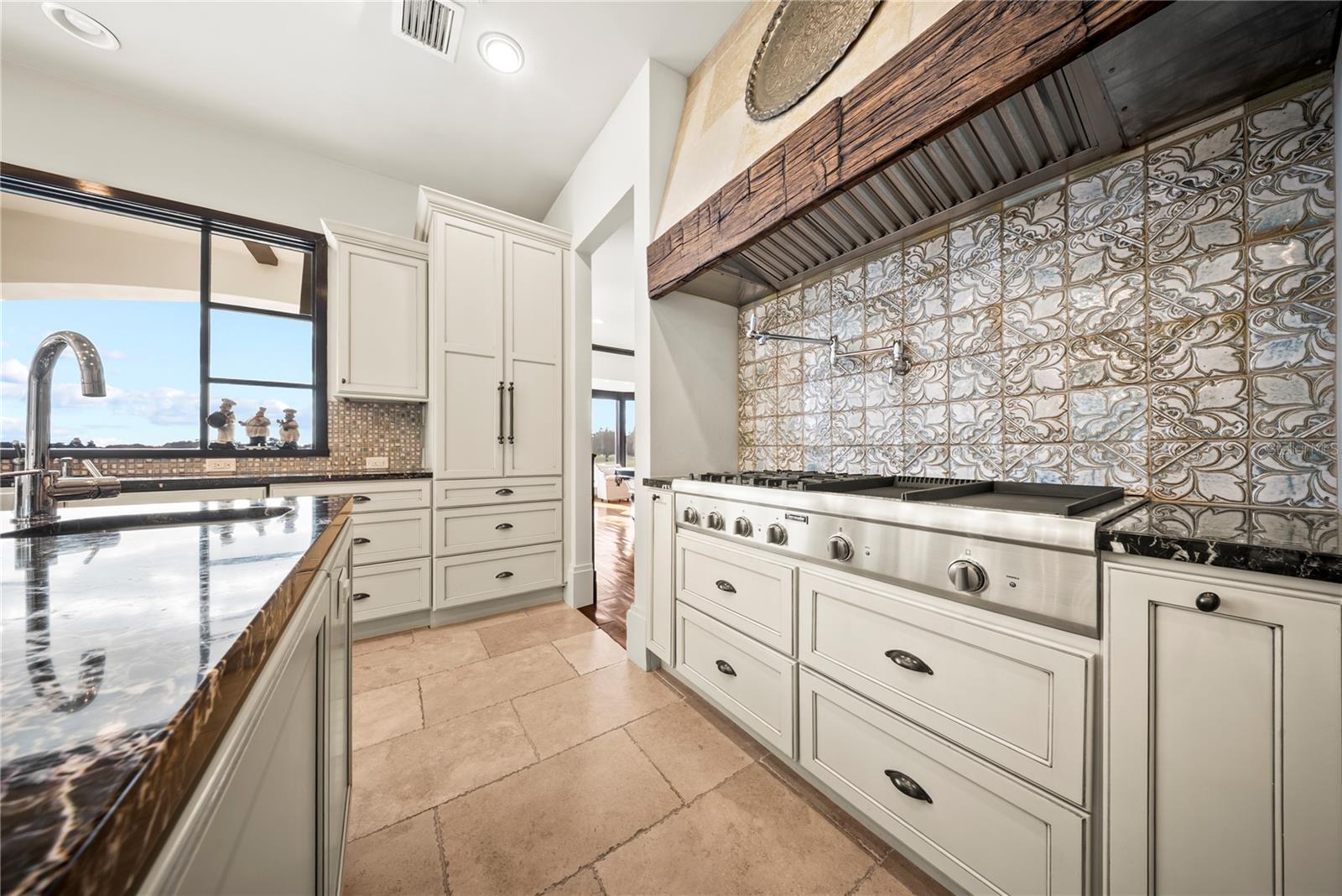 Image 41 of 100 For 5558 Brookline Drive