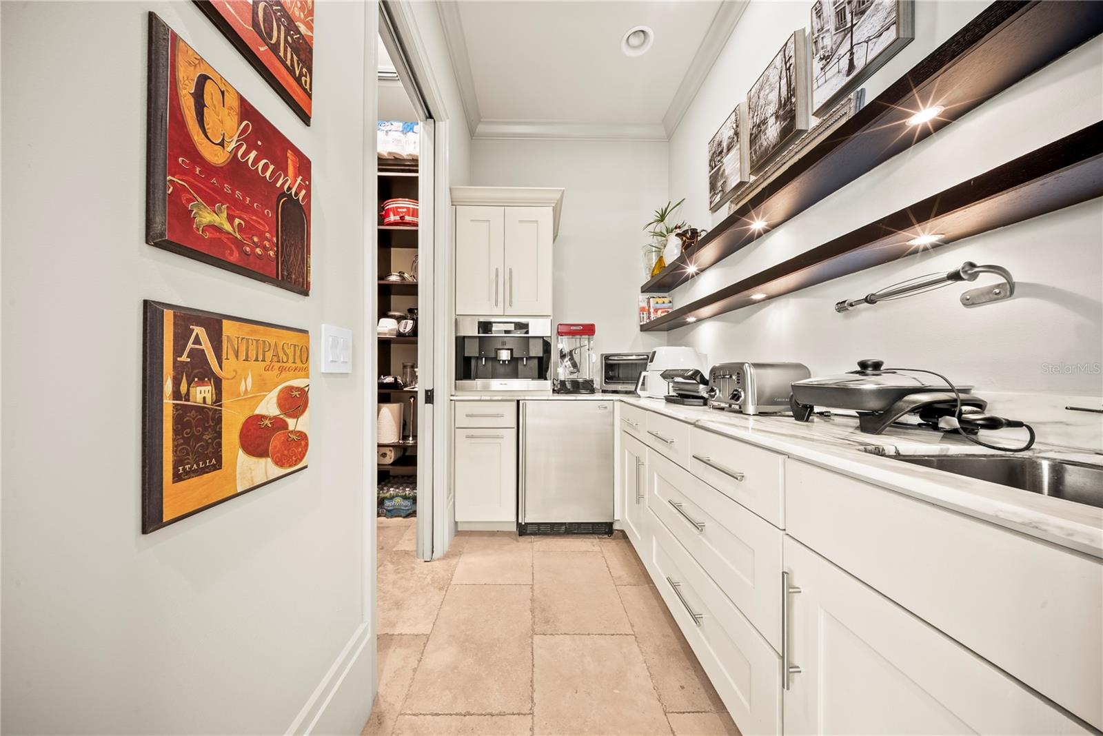 Image 46 of 100 For 5558 Brookline Drive