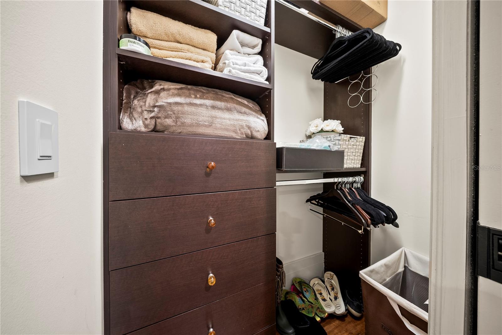 Image 59 of 100 For 5558 Brookline Drive