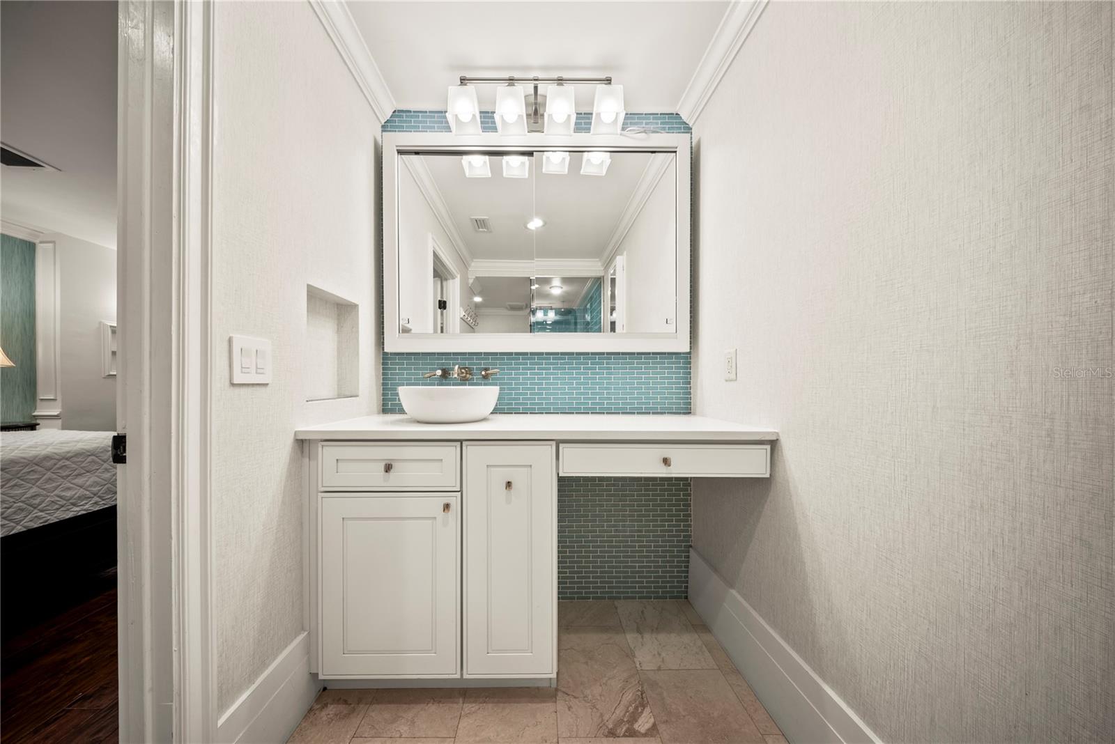 Image 72 of 100 For 5558 Brookline Drive