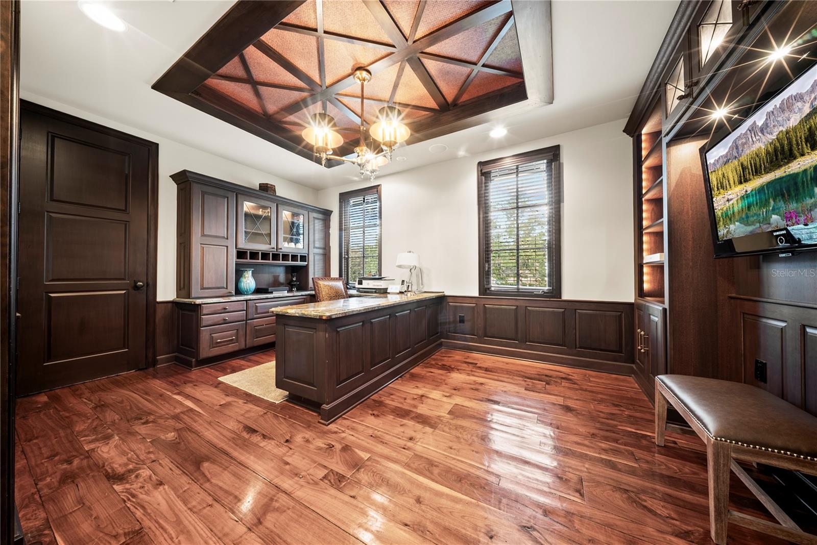 Image 89 of 100 For 5558 Brookline Drive