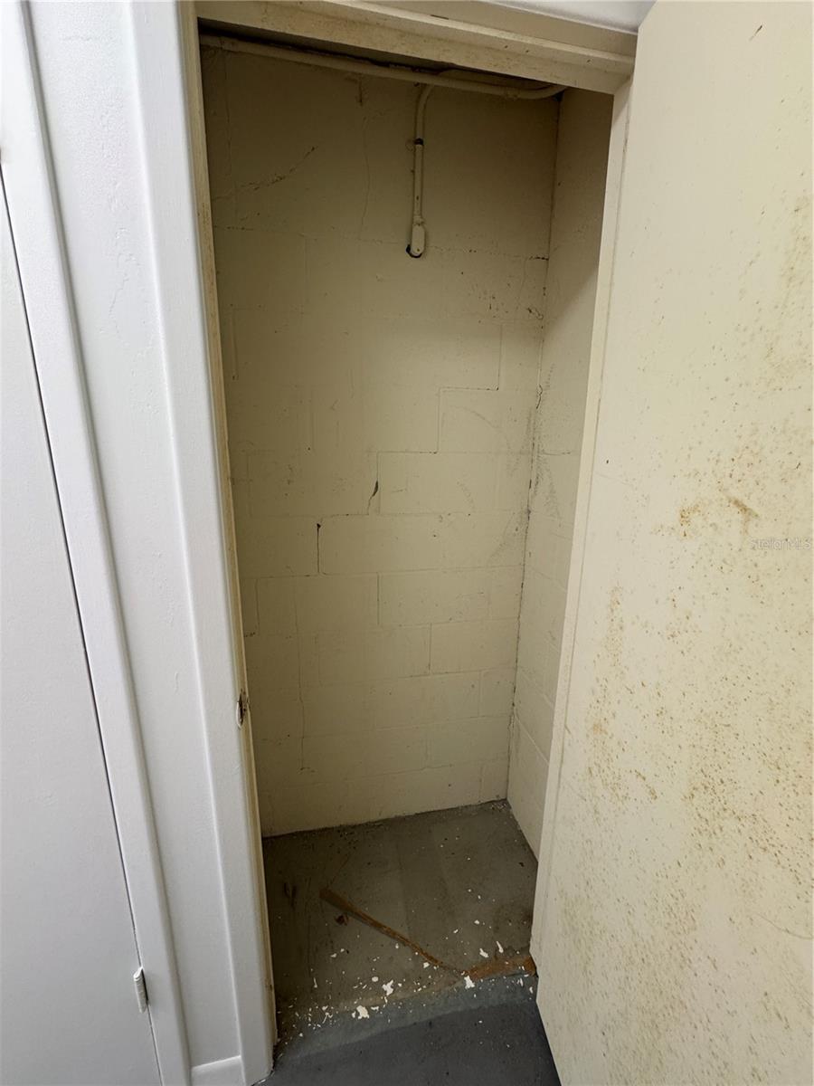 Image 24 of 26 For 12300 Park Boulevard 224