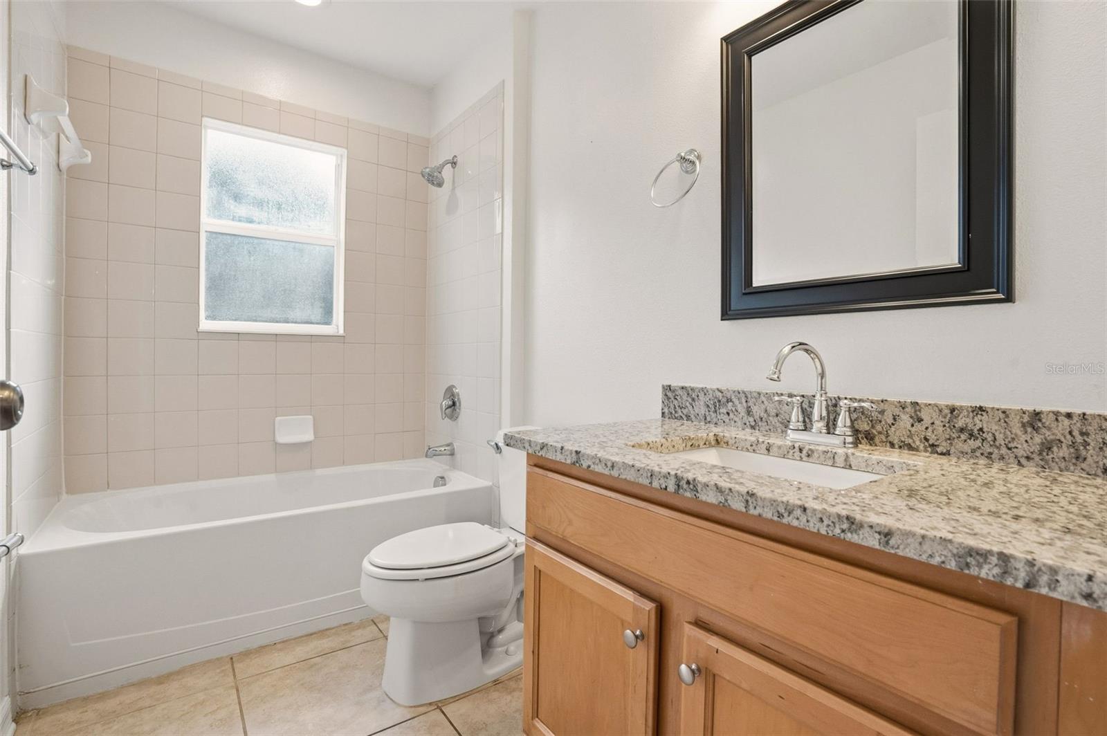 Image 18 of 26 For 927 Windton Oak Drive