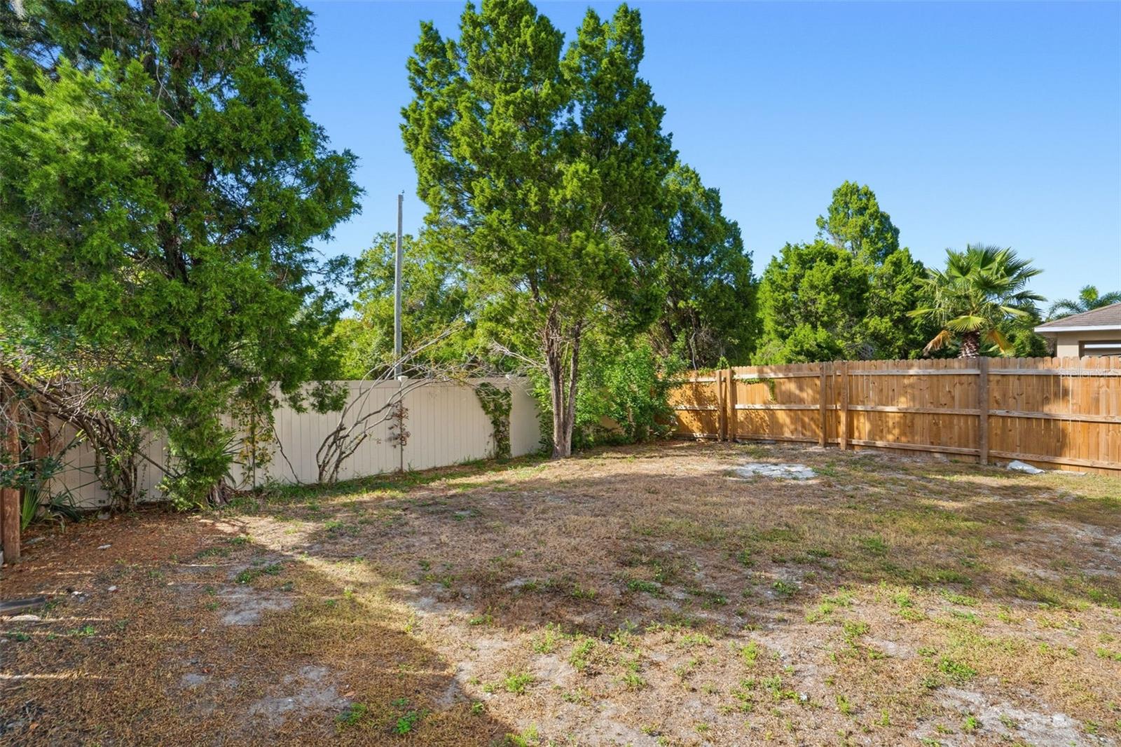 Image 26 of 26 For 927 Windton Oak Drive