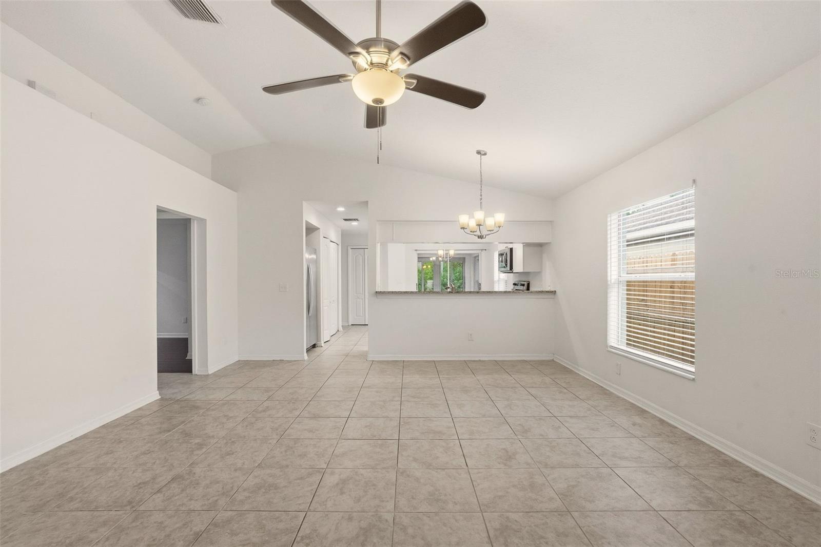 Image 6 of 26 For 927 Windton Oak Drive