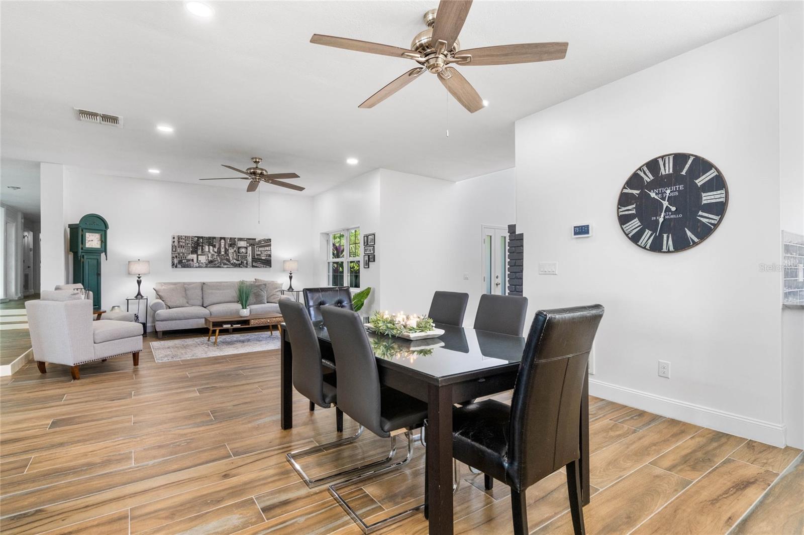 Image 10 of 99 For 13830 Lake Mary Jane Road