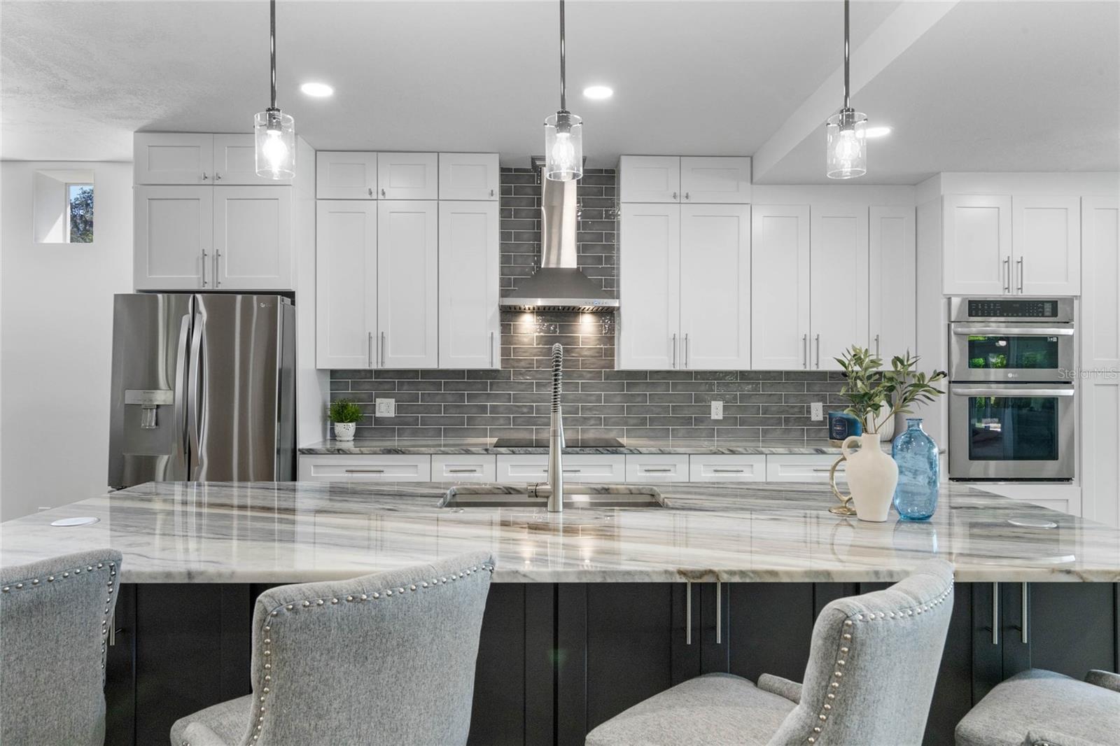 Image 15 of 99 For 13830 Lake Mary Jane Road