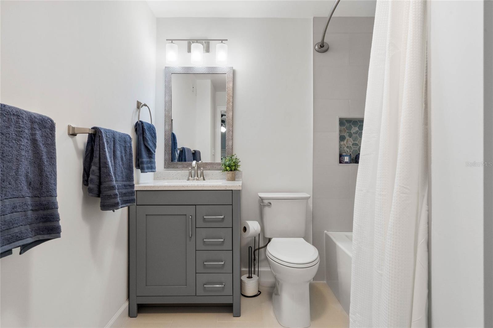 Image 30 of 99 For 13830 Lake Mary Jane Road