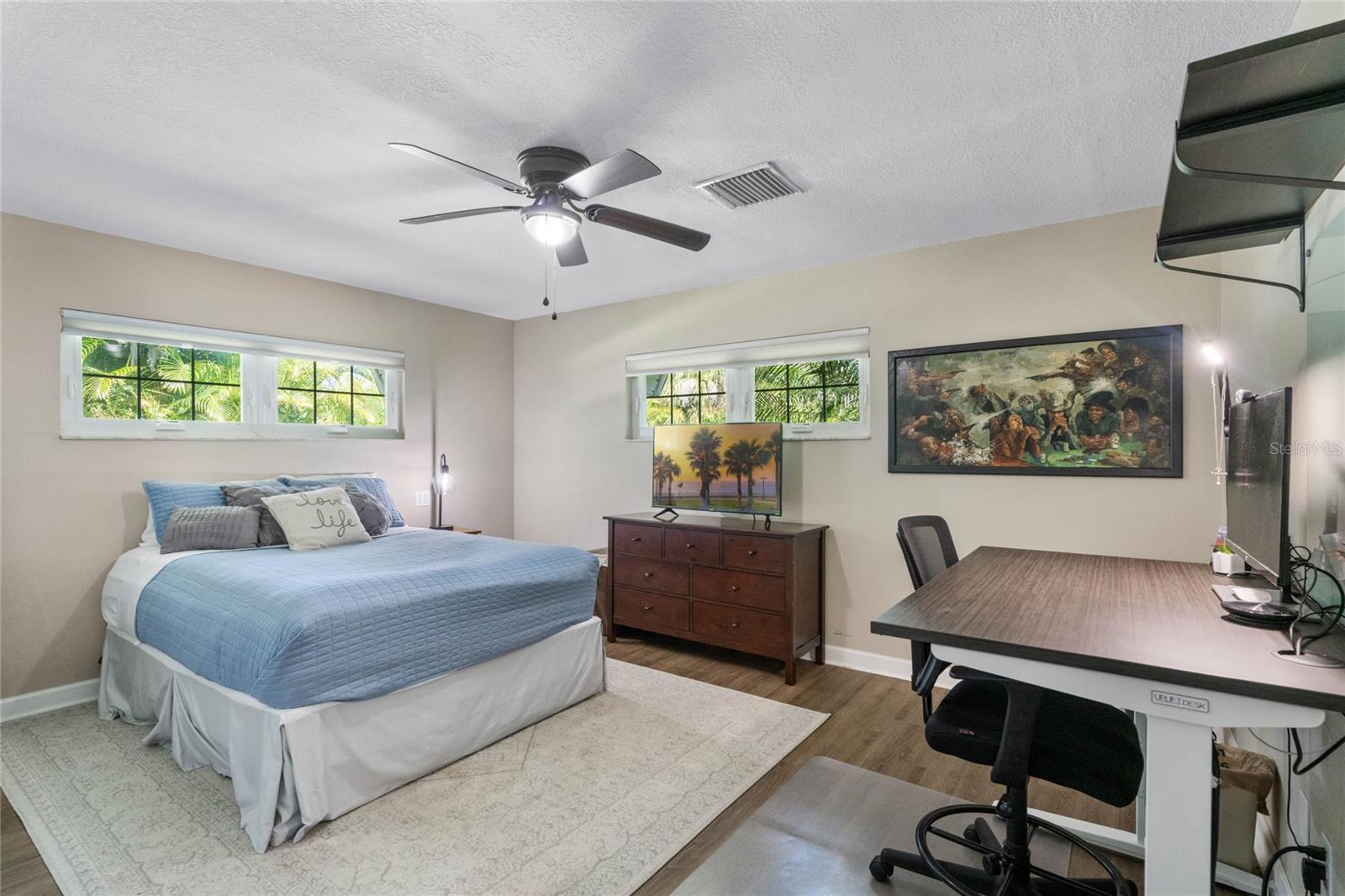 Image 33 of 99 For 13830 Lake Mary Jane Road