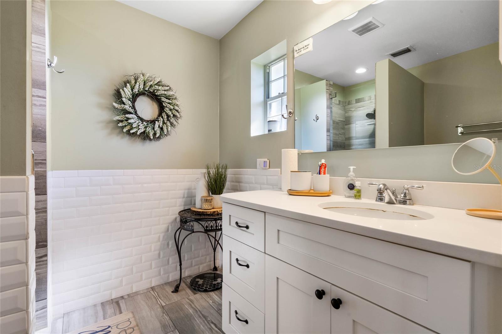 Image 69 of 99 For 13830 Lake Mary Jane Road