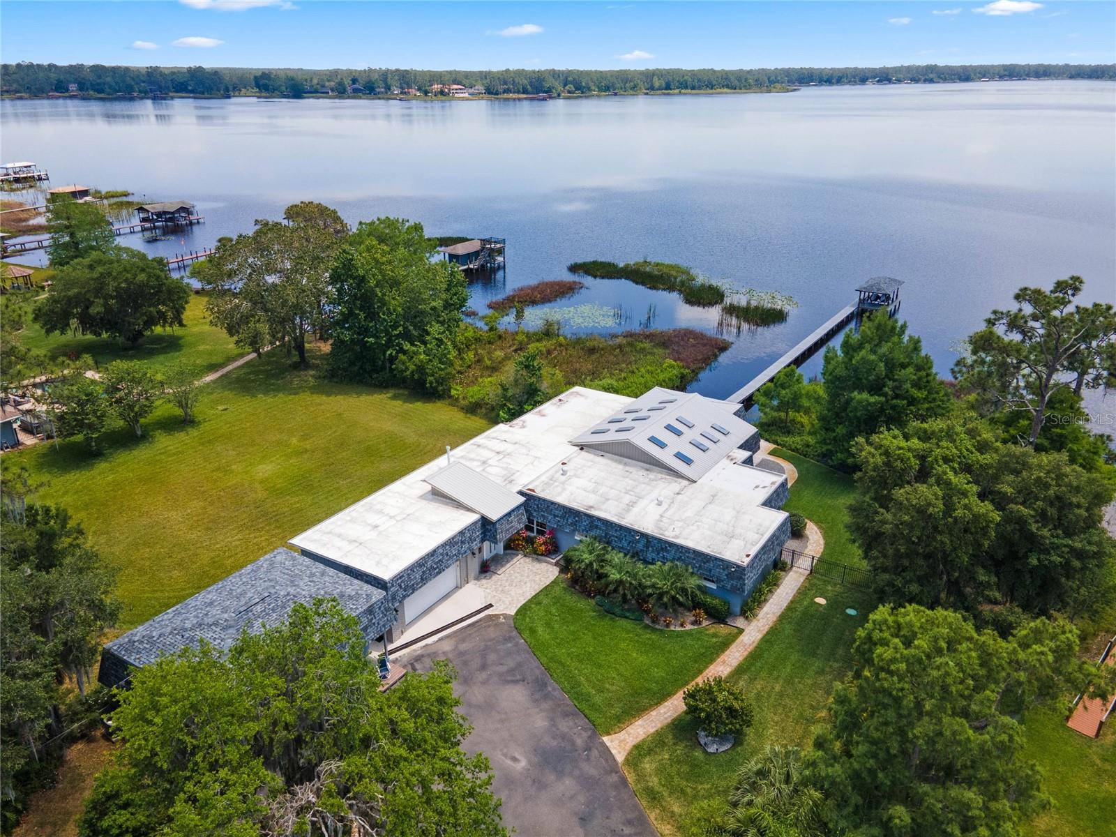 Image 82 of 99 For 13830 Lake Mary Jane Road