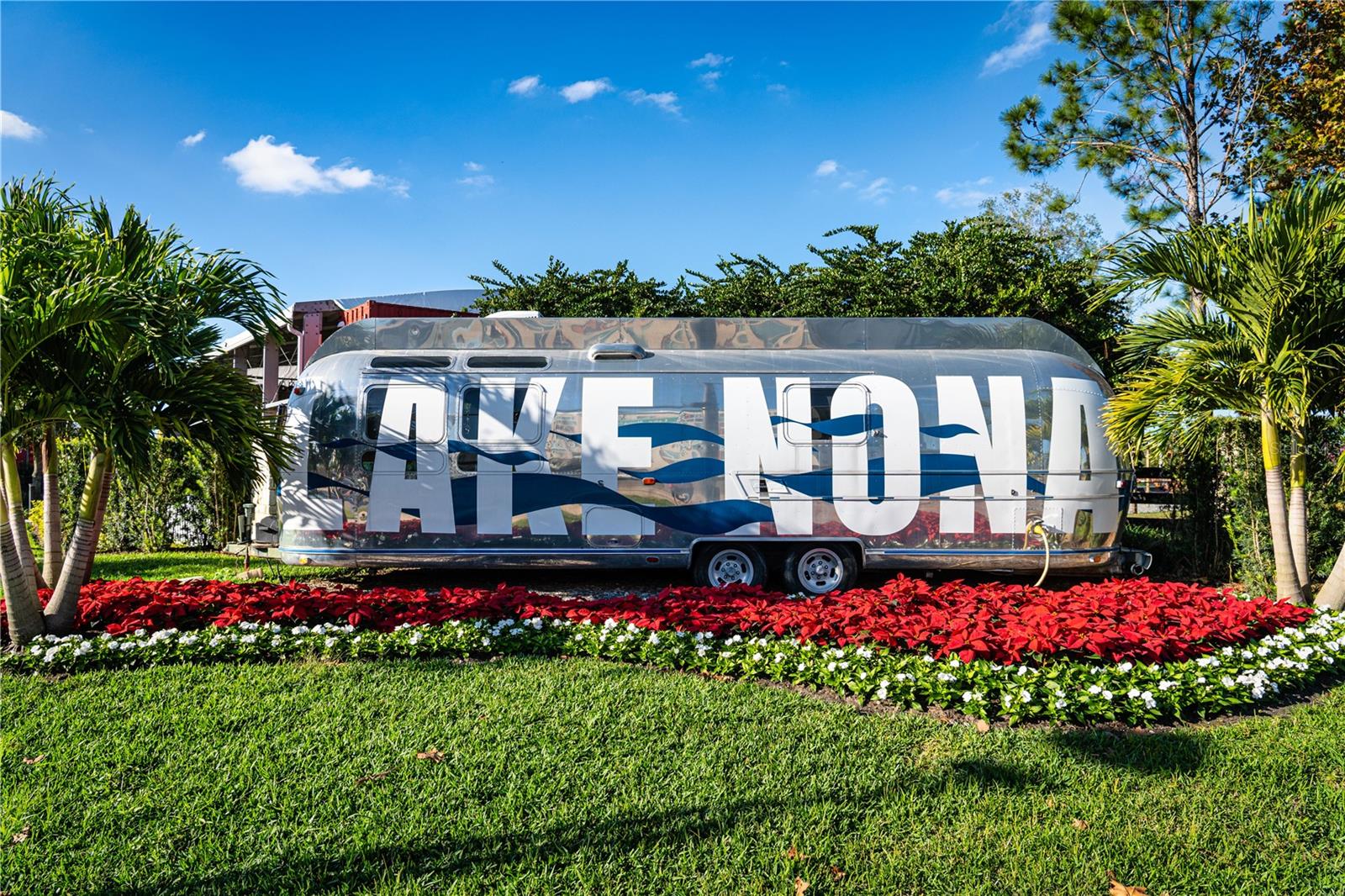 Image 95 of 99 For 13830 Lake Mary Jane Road