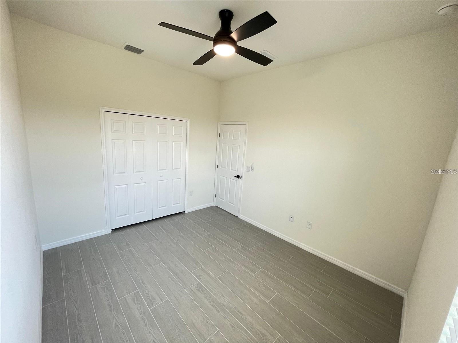 Image 12 of 19 For 916 Dogwood Circle