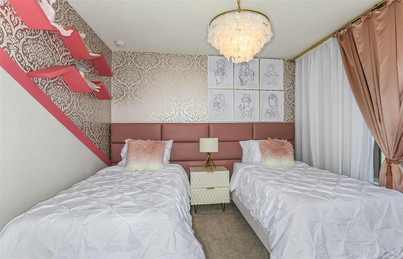 Image 20 of 21 For 16184 Palm Frond Avenue