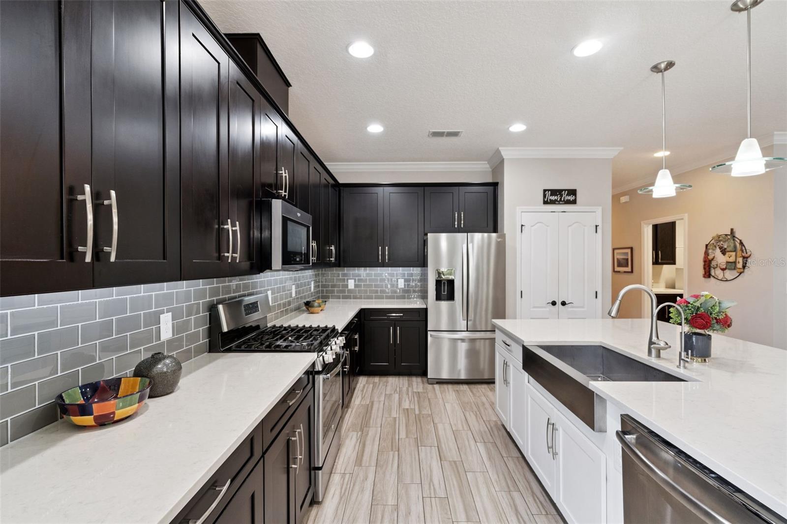 Image 4 of 57 For 100 Verde Way