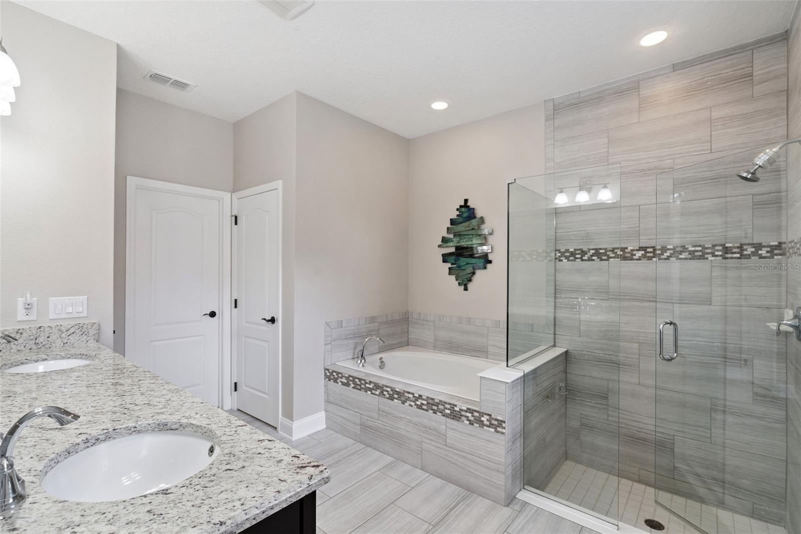 Image 8 of 57 For 100 Verde Way