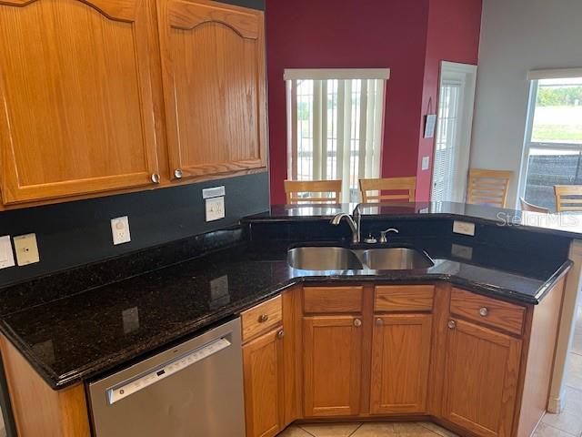 Image 22 of 73 For 2533 Oneida Loop