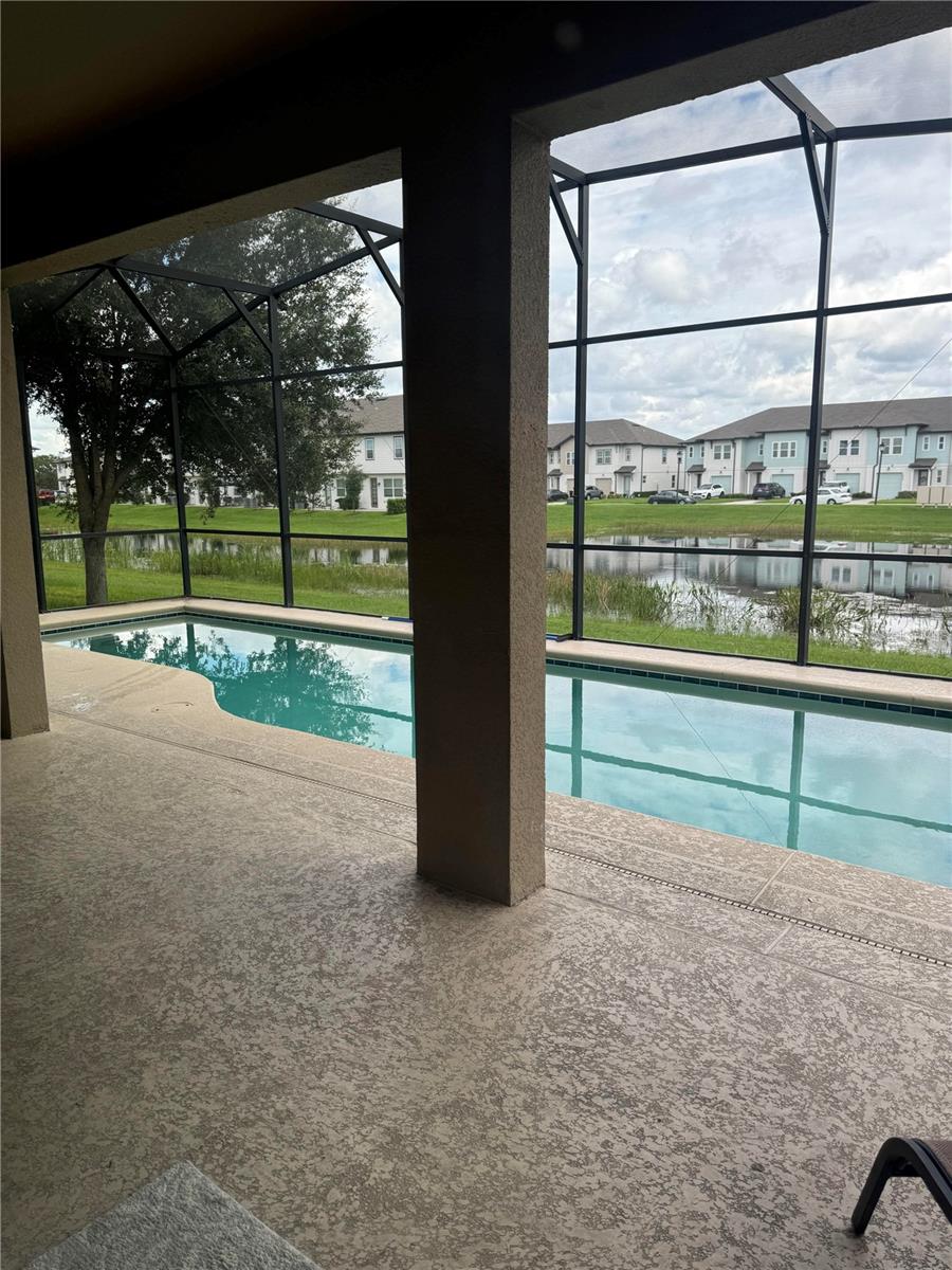 Image 12 of 39 For 1315 Yorkshire Court