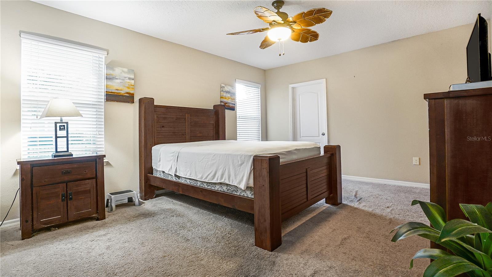 Image 10 of 21 For 4985 Grassy Knoll Drive