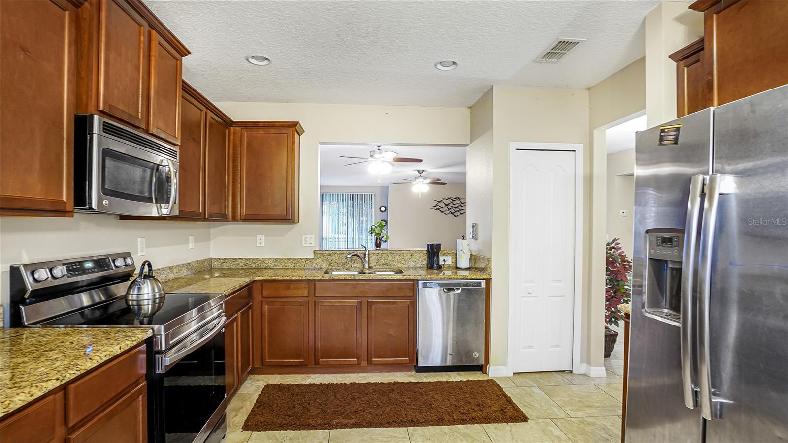 Image 7 of 21 For 4985 Grassy Knoll Drive