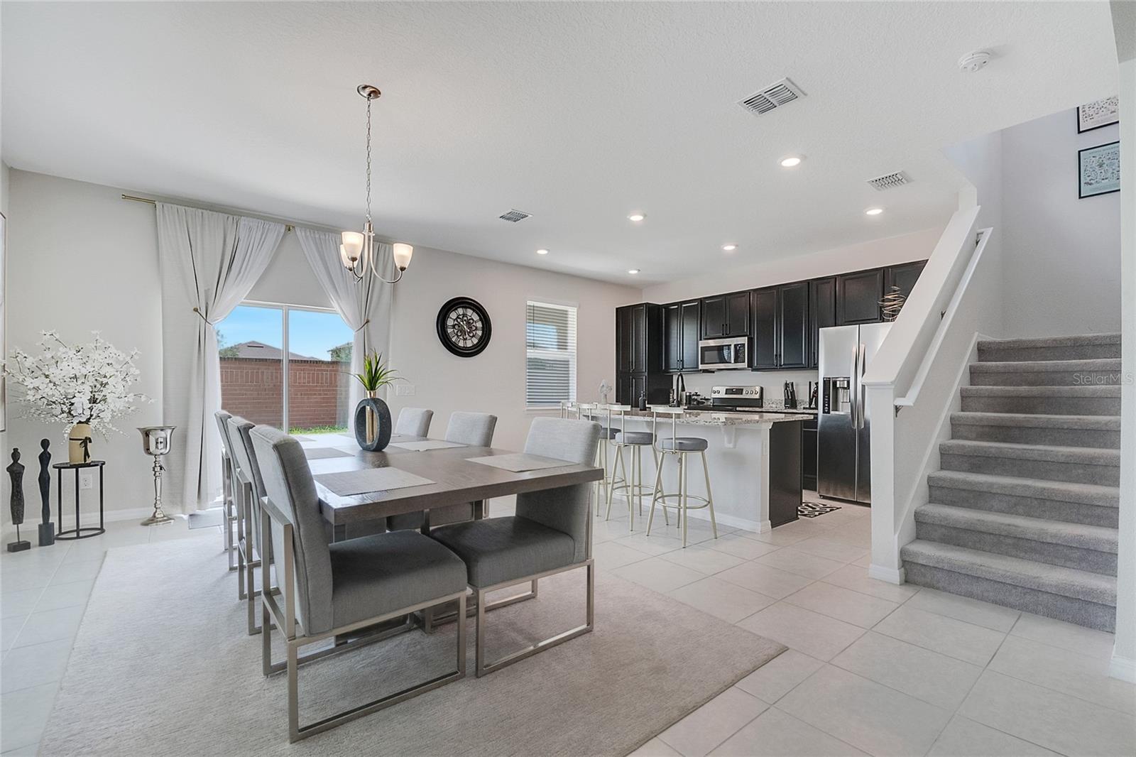 Image 15 of 47 For 166 Aberdeen Street