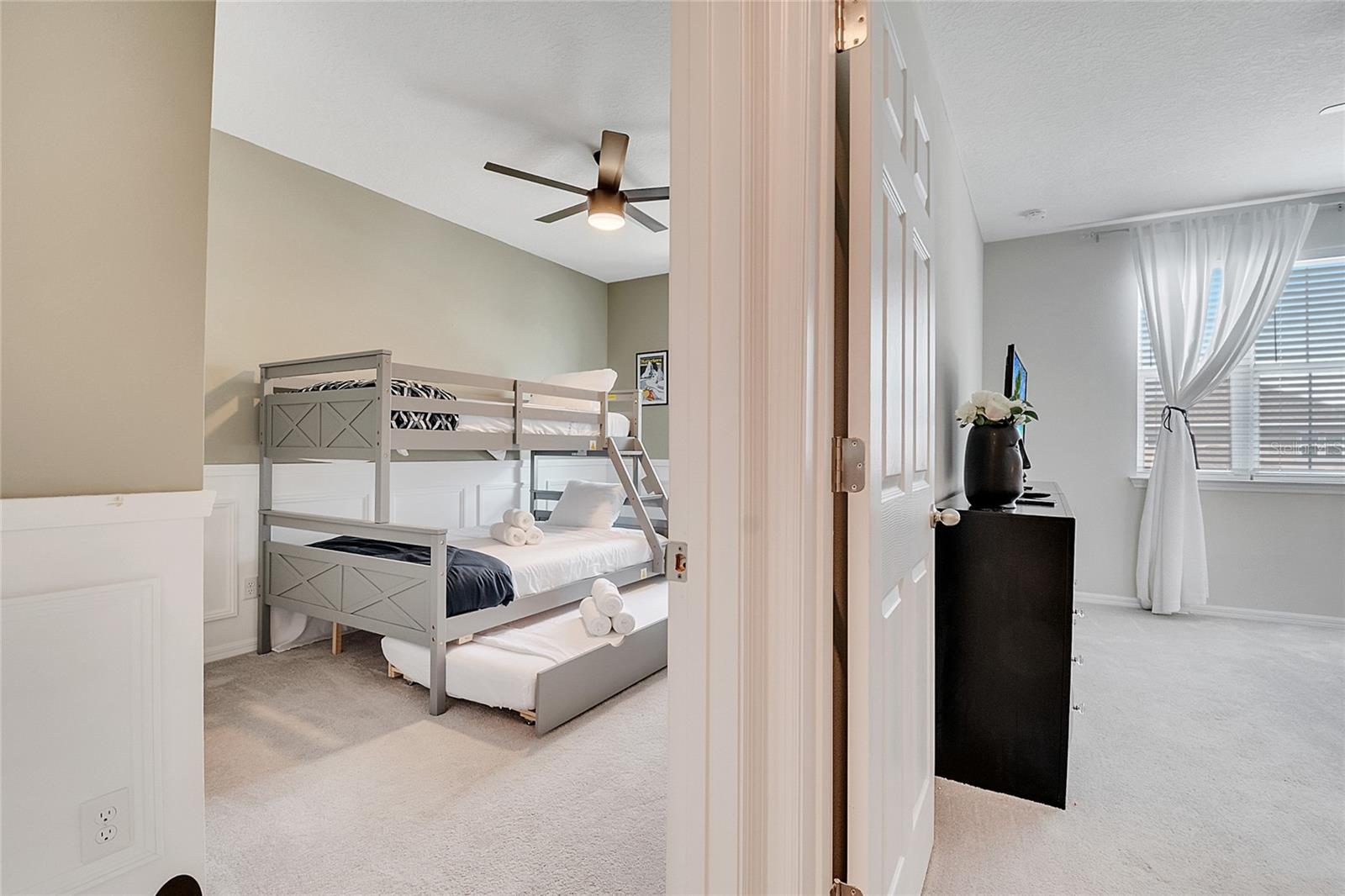 Image 19 of 47 For 166 Aberdeen Street