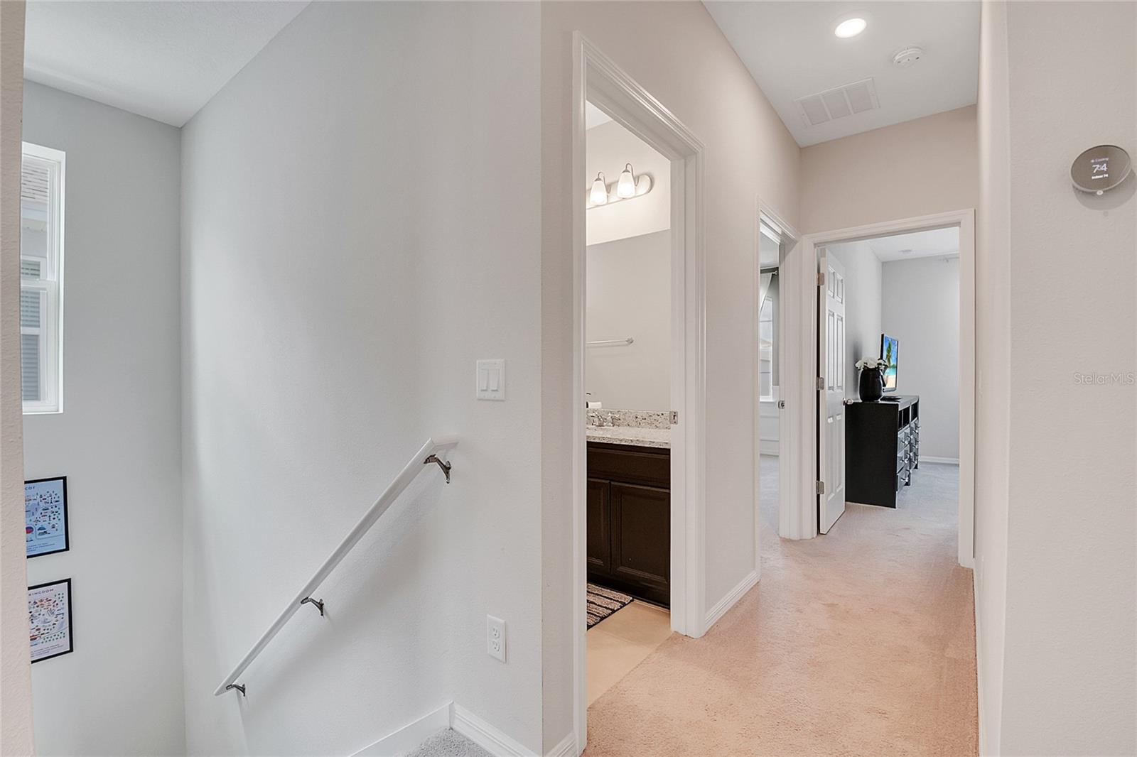 Image 22 of 47 For 166 Aberdeen Street