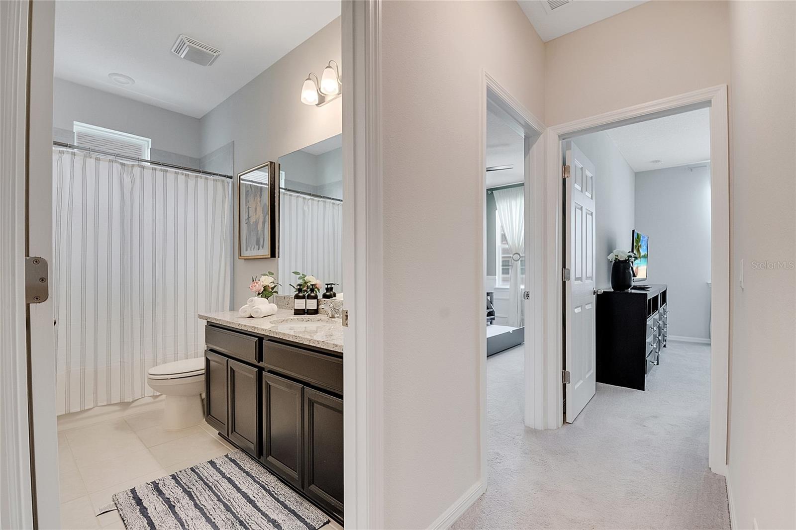 Image 25 of 47 For 166 Aberdeen Street