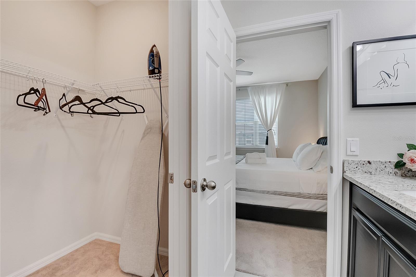 Image 34 of 47 For 166 Aberdeen Street