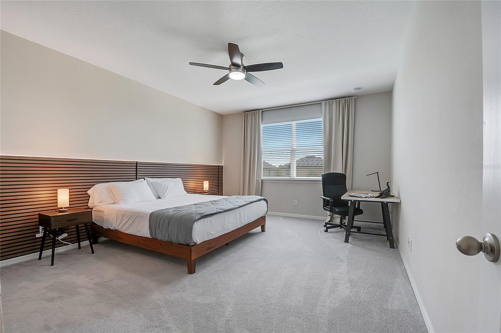 Image 36 of 47 For 166 Aberdeen Street