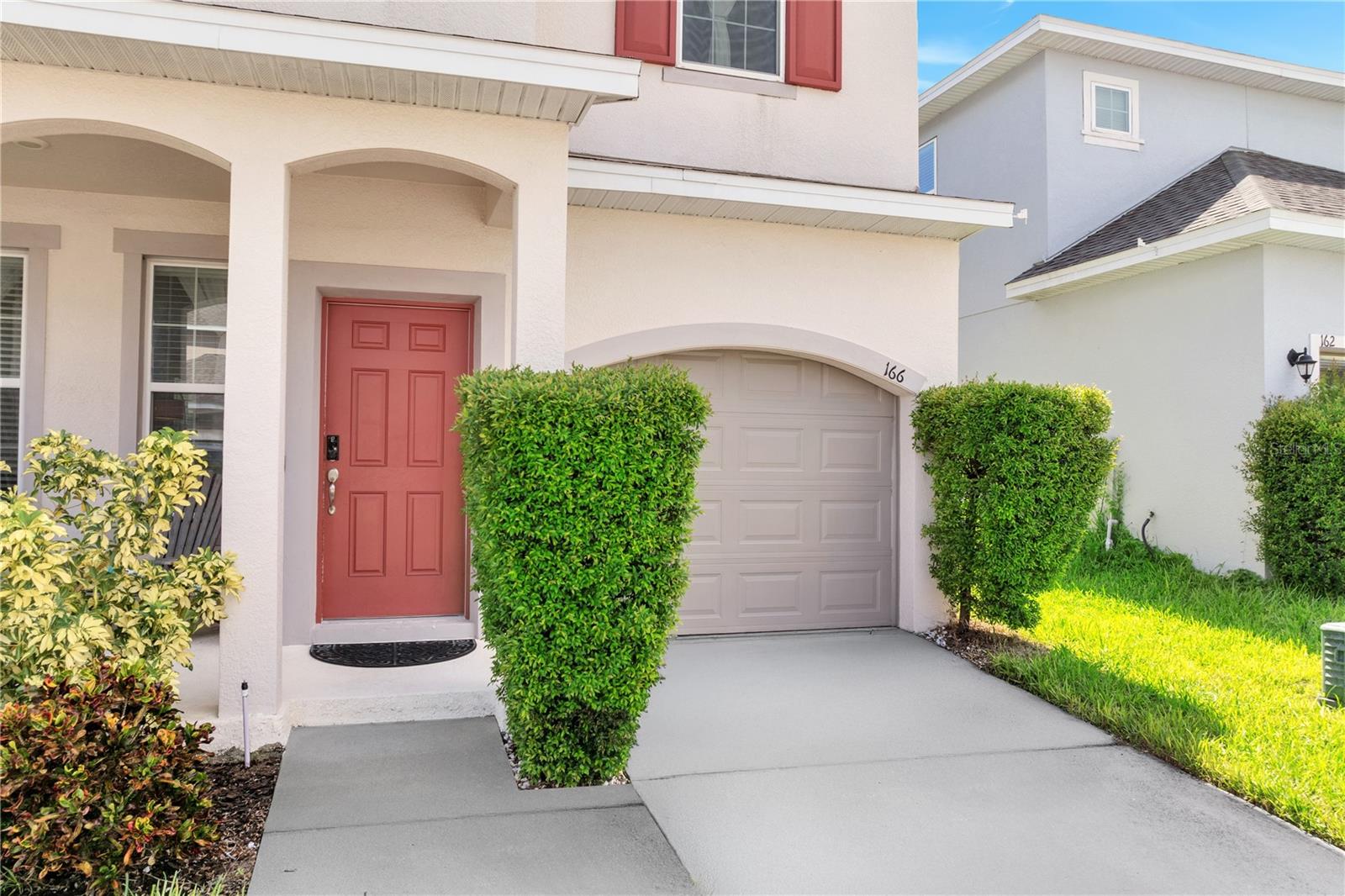 Image 4 of 47 For 166 Aberdeen Street