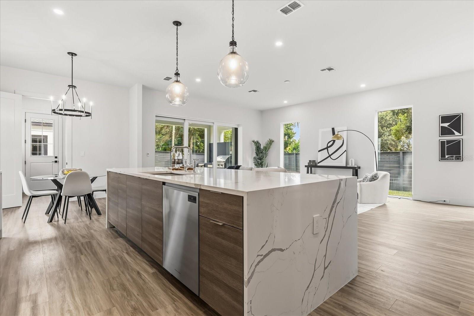 Image 18 of 50 For 2509 Raehn Street