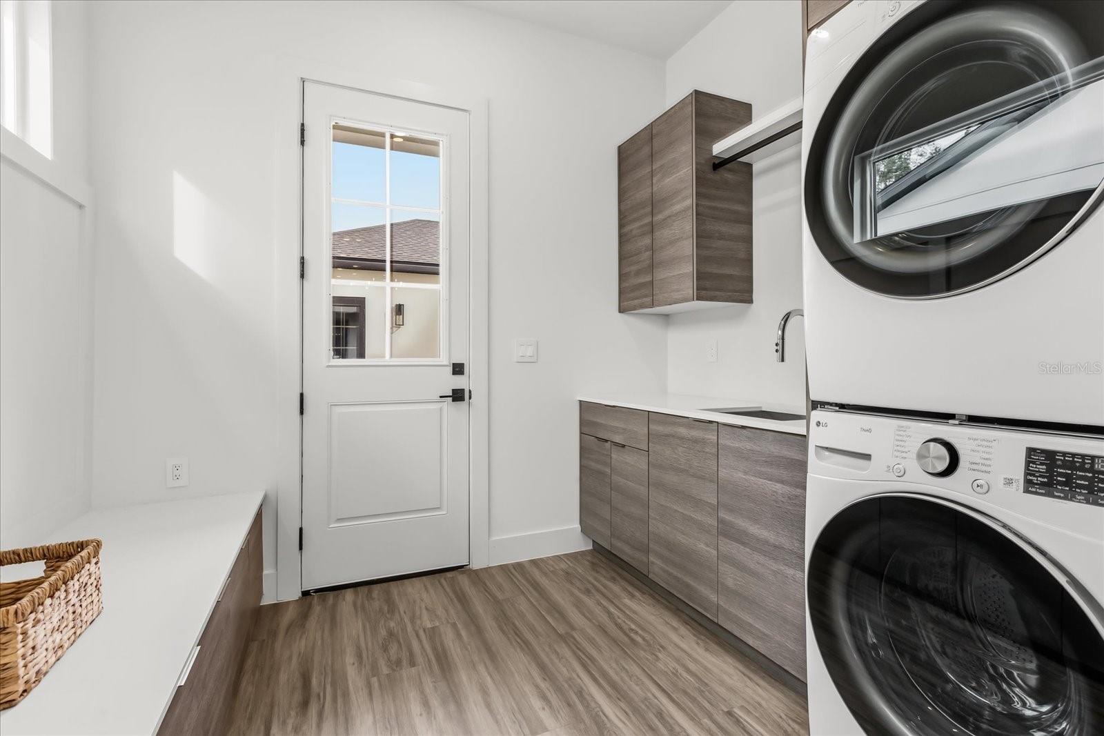 Image 21 of 50 For 2509 Raehn Street