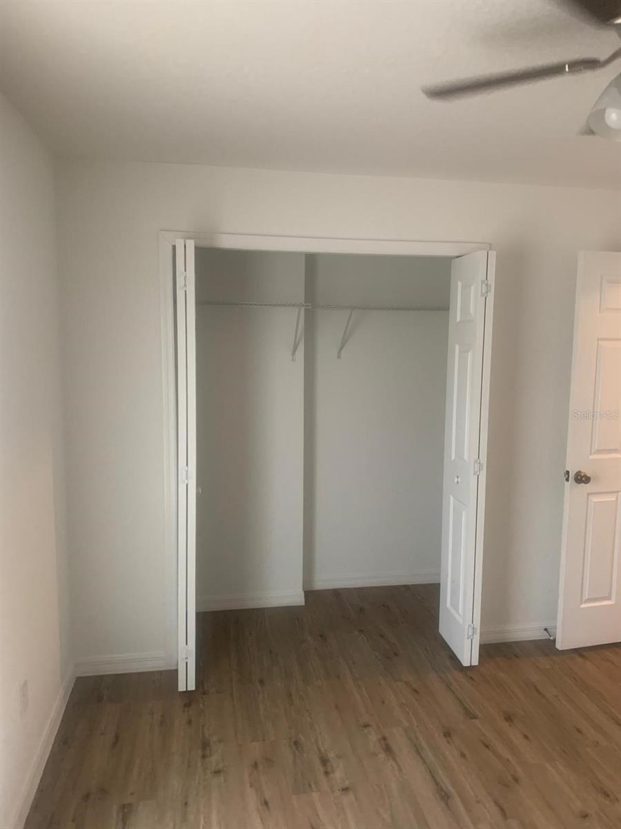 Image 4 of 7 For 7 Olive Circle Loop