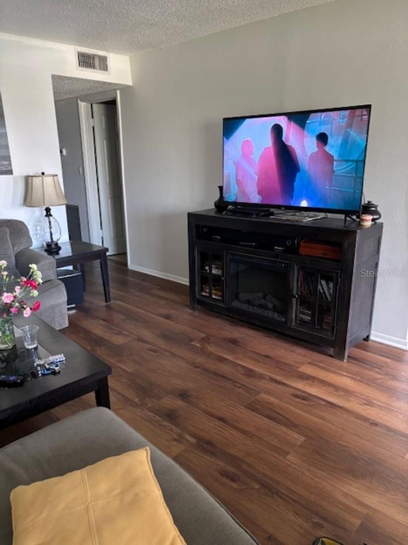 Image 7 of 15 For 350 79th Avenue N 122