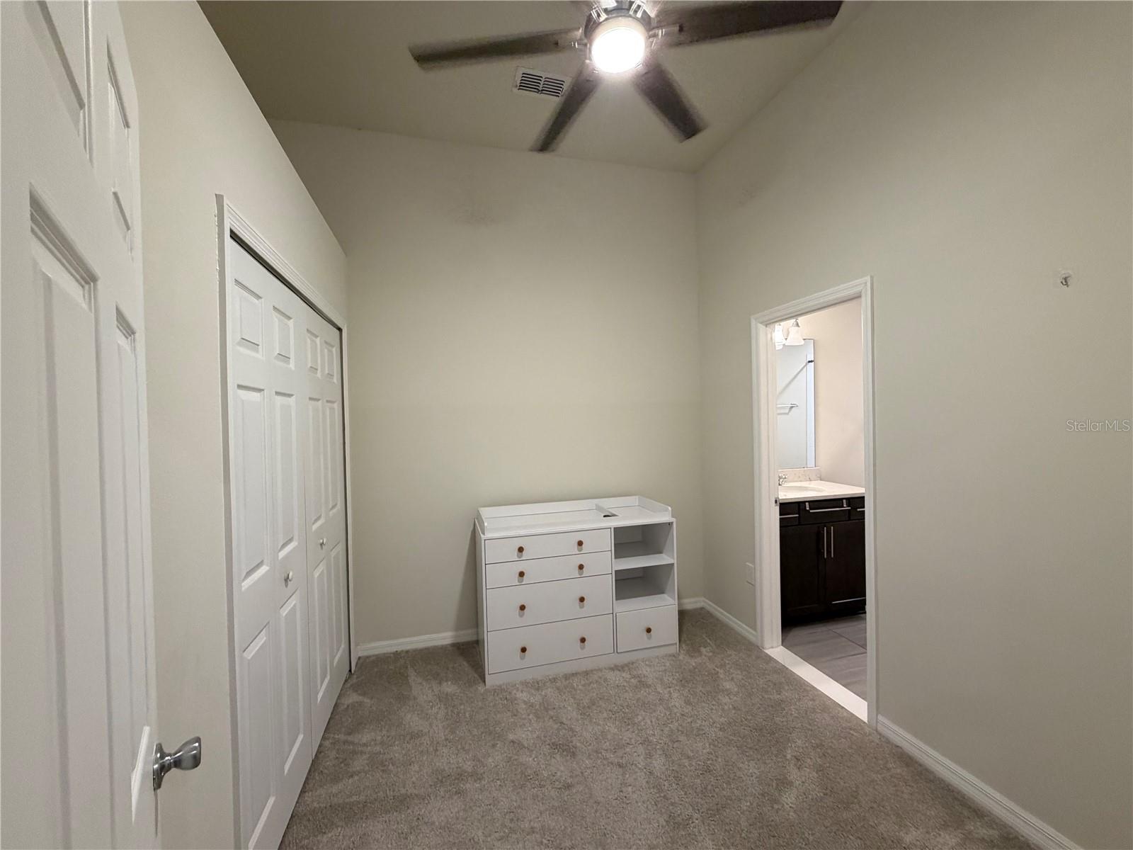 Image 17 of 27 For 3833 Plainview Drive