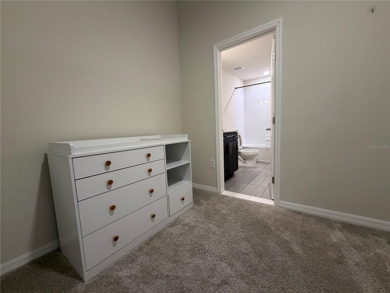 Image 18 of 27 For 3833 Plainview Drive