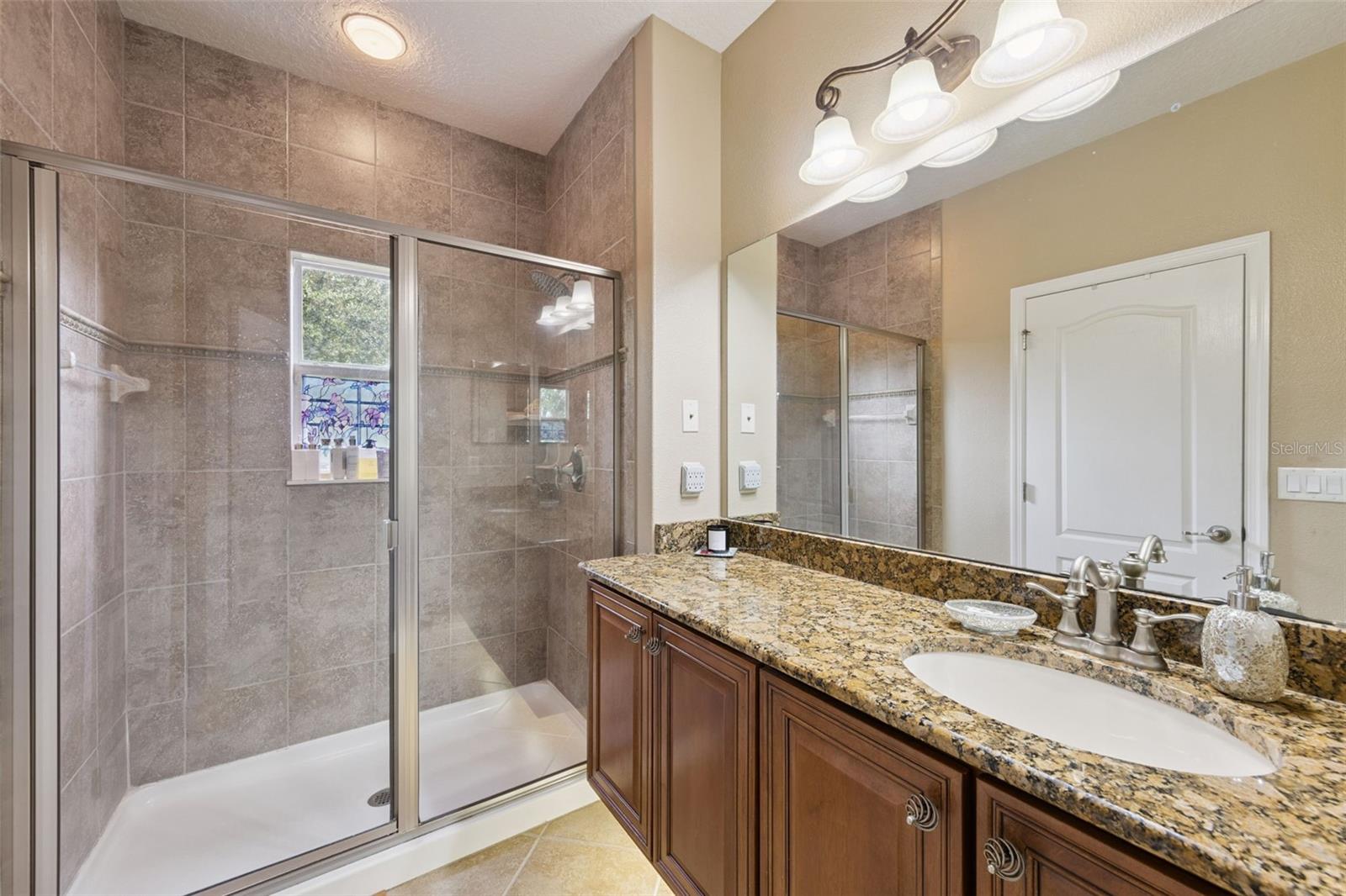 Image 13 of 35 For 607 Pensacola Lane