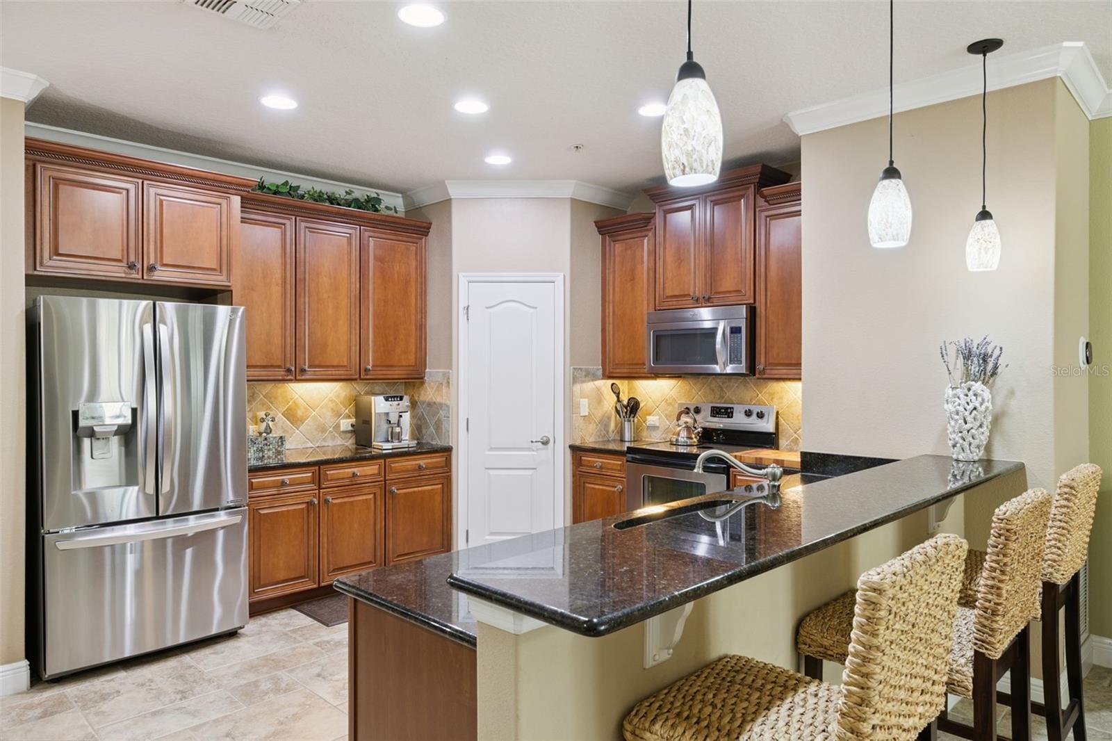 Image 3 of 35 For 607 Pensacola Lane