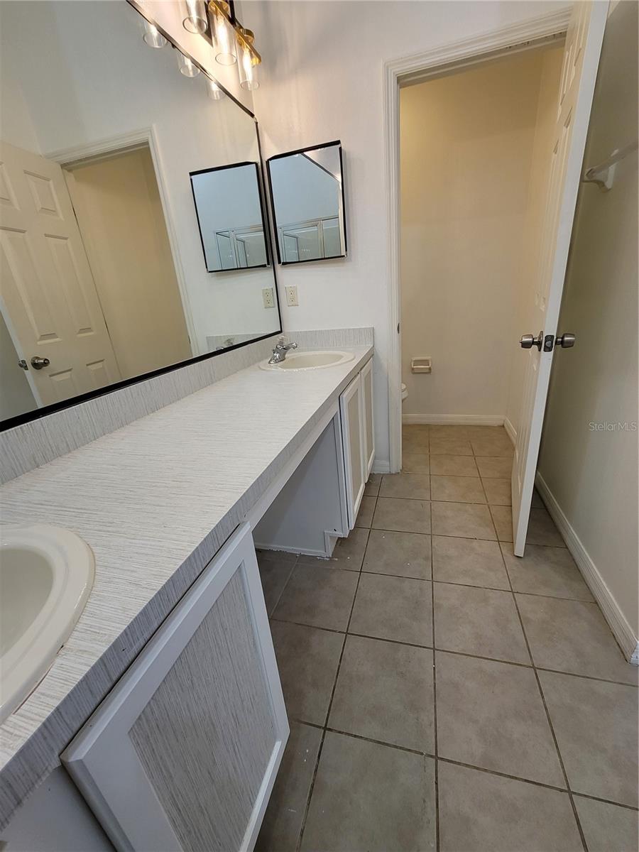 Image 16 of 18 For 601 Astor Drive