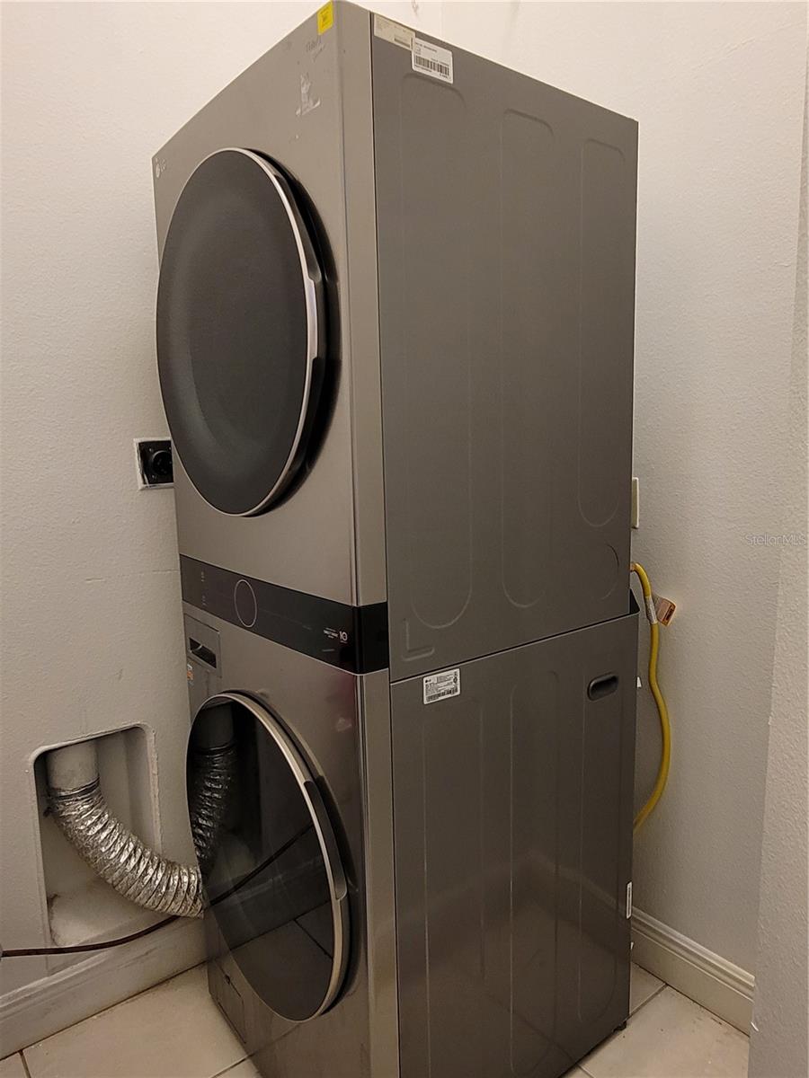 Image 17 of 18 For 601 Astor Drive