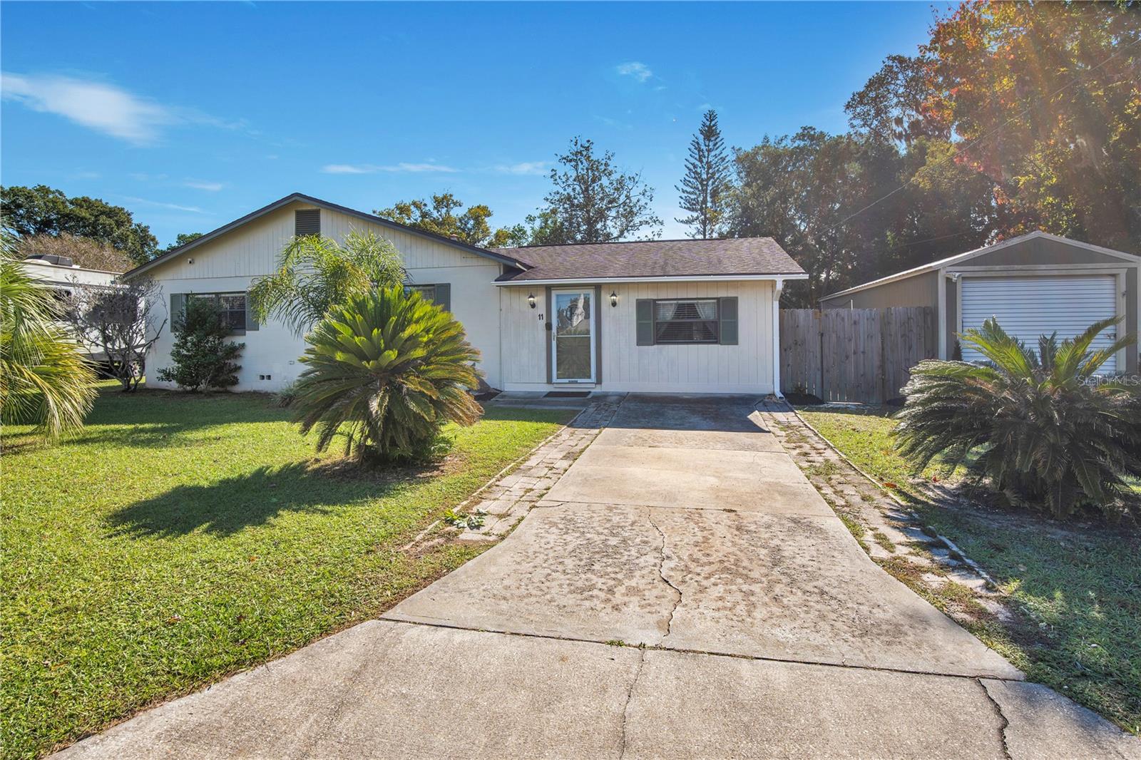 Details for 11 Aster Drive, DEBARY, FL 32713