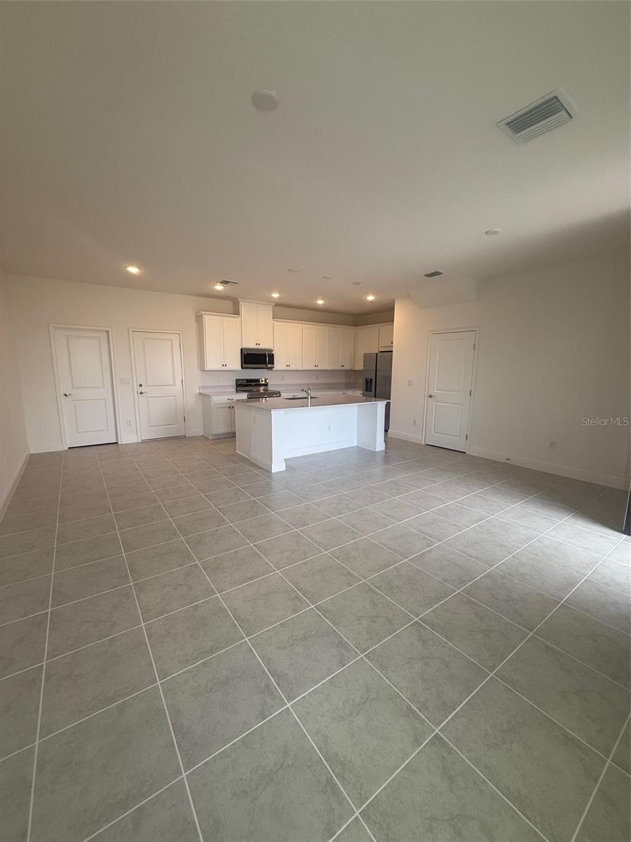 Image 4 of 4 For 4810 Prairie Preserve Run