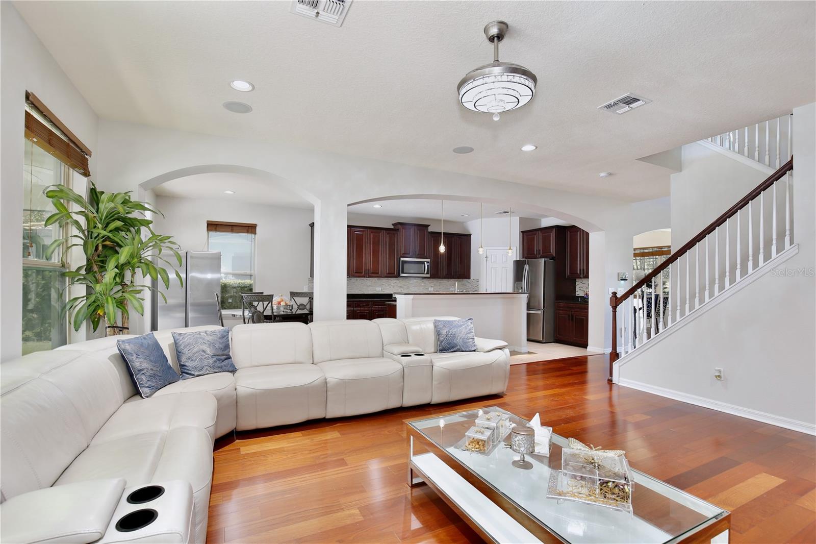 Image 15 of 65 For 450 Terravista Place