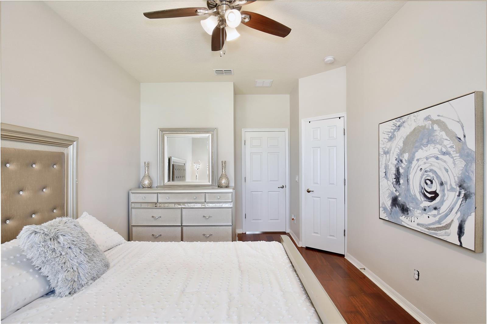 Image 20 of 65 For 450 Terravista Place