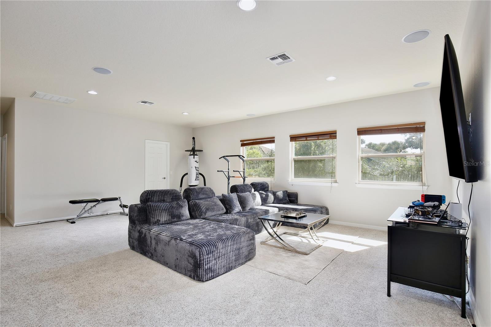 Image 21 of 65 For 450 Terravista Place