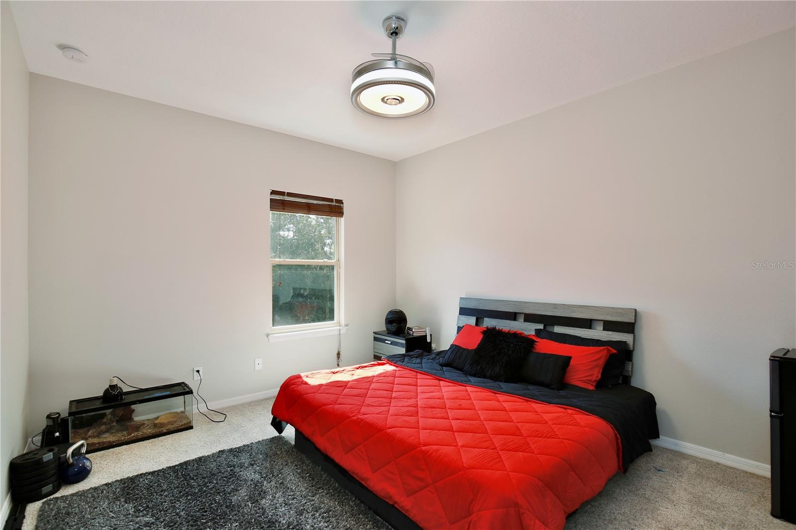 Image 34 of 65 For 450 Terravista Place